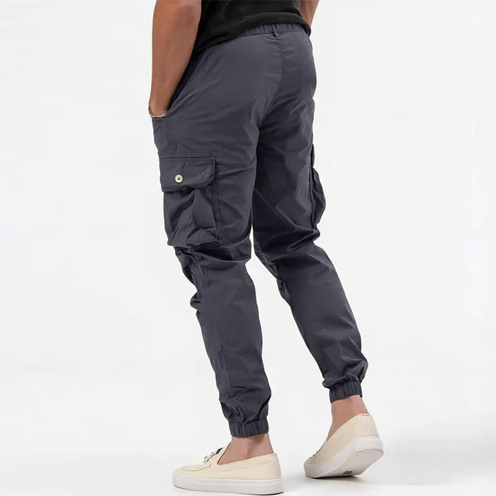 John | Stylisches Jogger mit Tasche