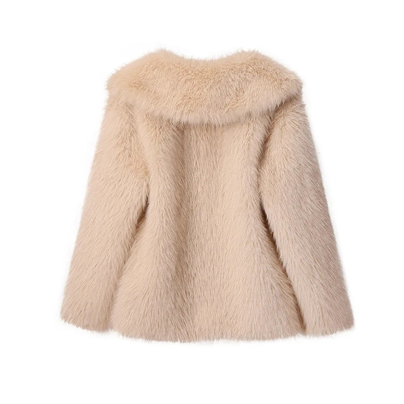 Nella | Flauschig Jacke