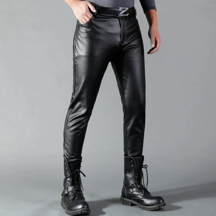 SCHWARZE MERCURY SKINNY STRETCH KUNSTLEDERHOSE