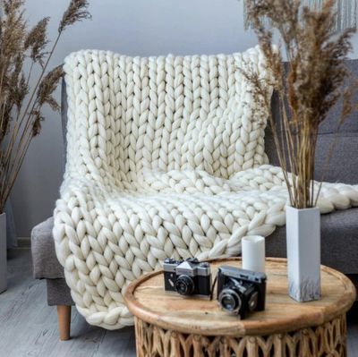 CozyCraft | Handgestrickte Decke aus Merinowolle